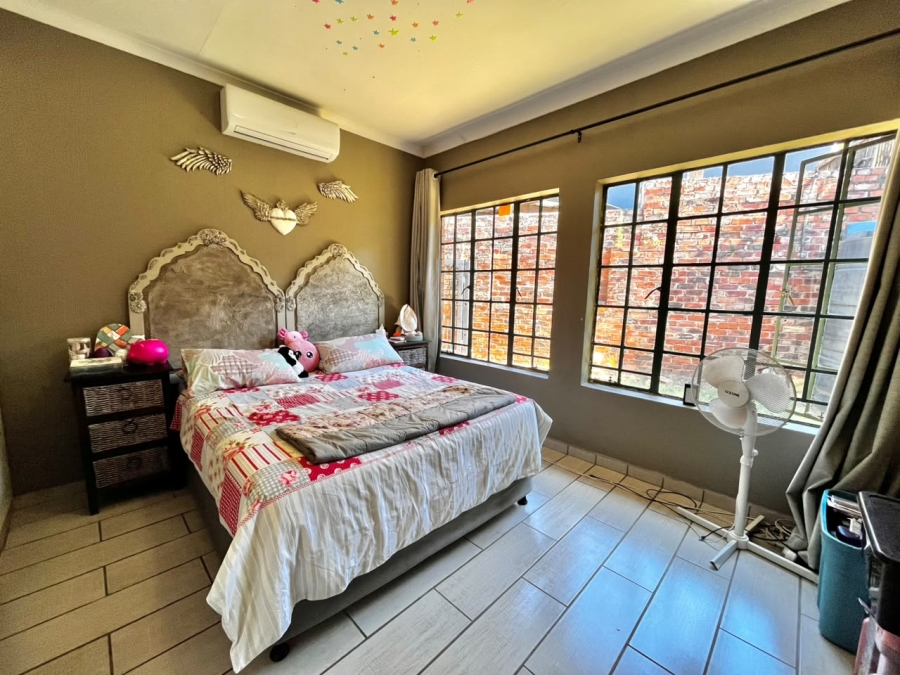 To Let 4 Bedroom Property for Rent in Cashan North West